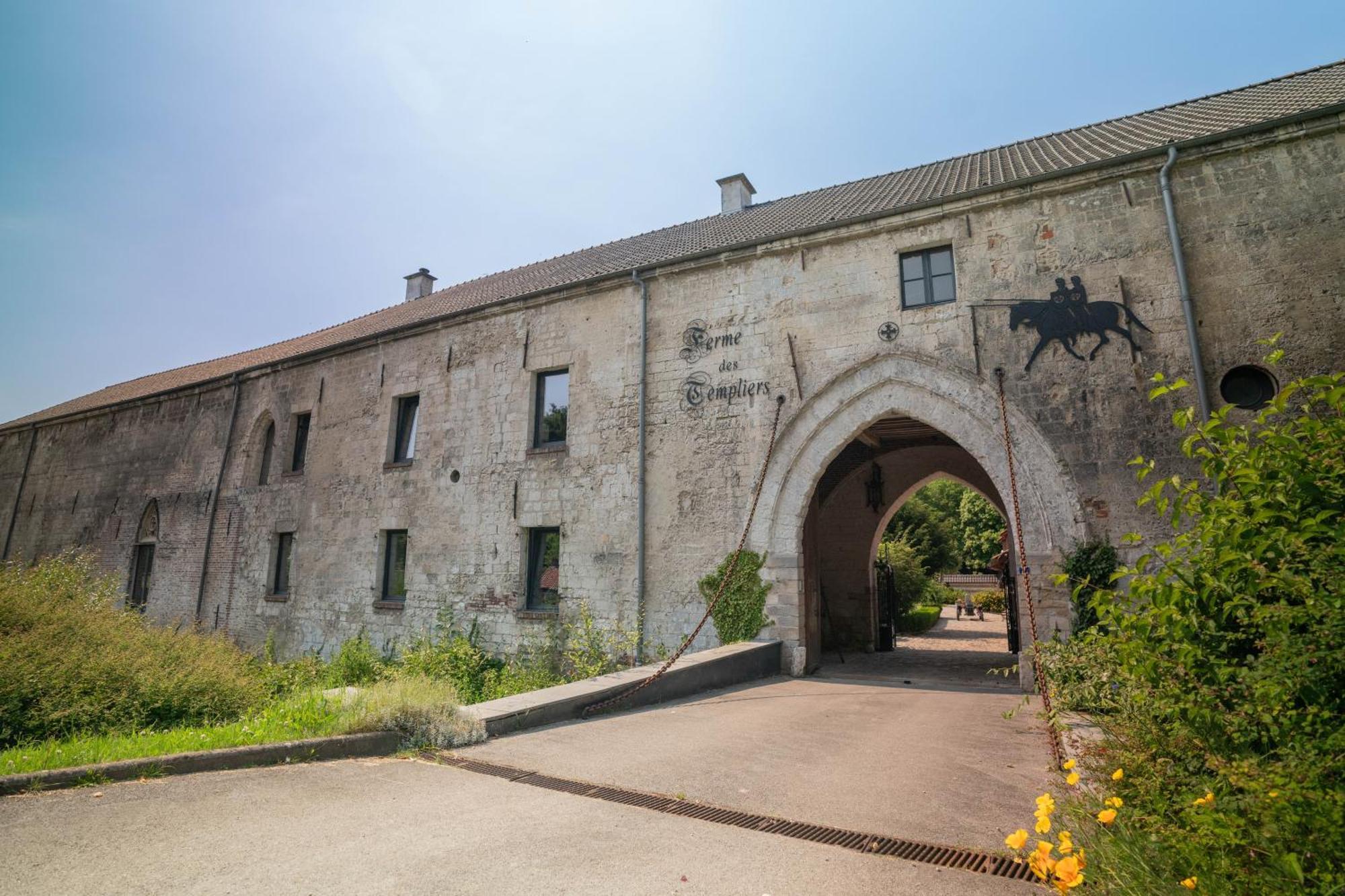 La Ferme Des Templiers De Flechinelle Bed & Breakfast Enquin-les-Mines Екстериор снимка